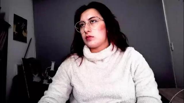 Image 2 of scarlett_sen Stream on Chaturbate on 2 months ago