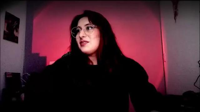 Image 2 of scarlett_sen Stream on Chaturbate on 29 days ago