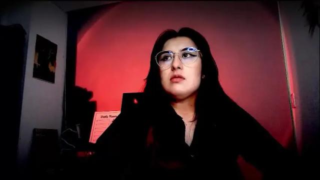 Image 3 of scarlett_sen Stream on Chaturbate on 22 days ago