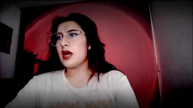 Image 2 of scarlett_sen Stream on Chaturbate on 1 day ago