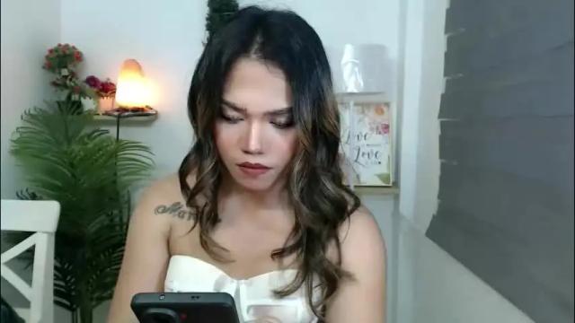 Image 2 of scarlett_sofia69 Stream on Chaturbate on 2 months ago