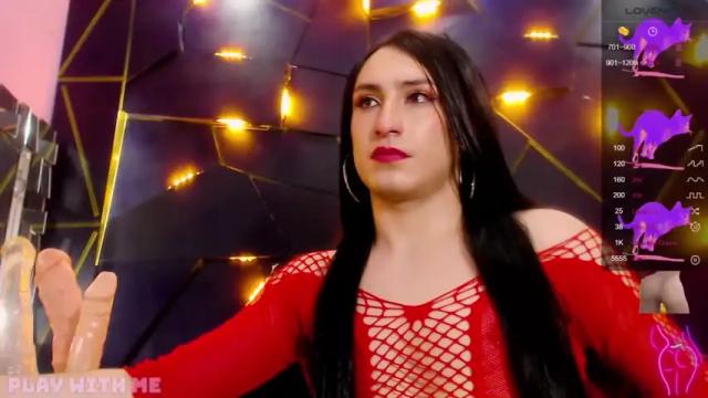 Image 12 of scarlett_taylor07 Stream on Chaturbate on 18 months ago
