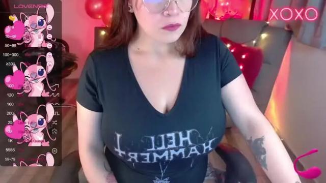 Image 12 of scarlett_witch__ Stream on Chaturbate on 13 months ago