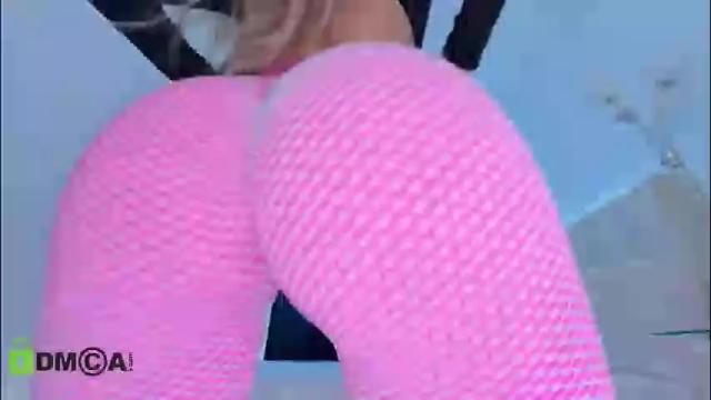 Image 6 of scarlettandtom Stream on Chaturbate on 17 days ago