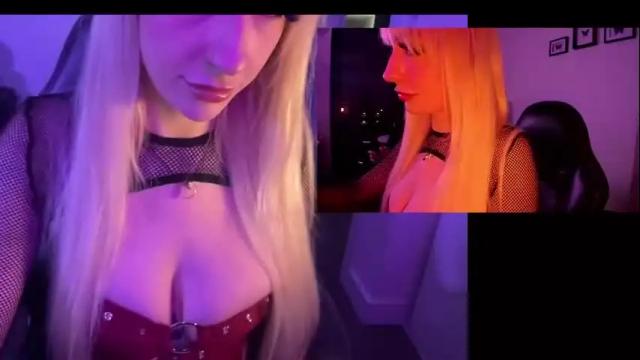 Image 2 of scarlettbbby Stream on Chaturbate on 18 days ago