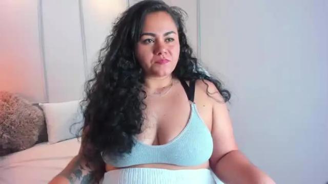 Image 10 of scarlettclay Stream on Chaturbate on 15 months ago
