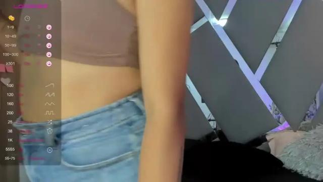 Image 4 of scarlettduarte Stream on Chaturbate on 13 months ago