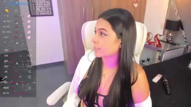 Image 8 of scarlettduarte Stream on Chaturbate on 13 months ago