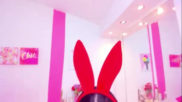 Image 2 of scarlette_15 Stream on Chaturbate on 1 month ago