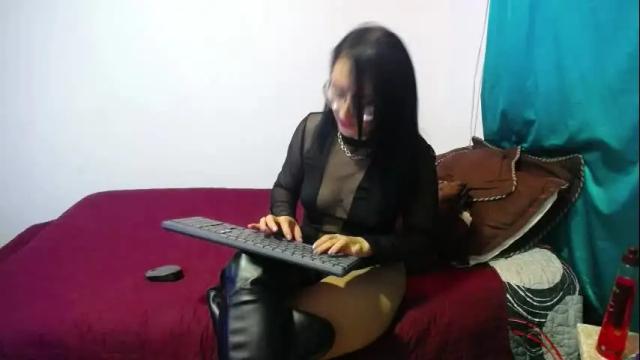 Thumbnail 3, scarlette_32's Stream at Chaturbate, 1 month ago
