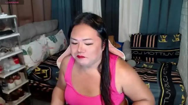 Image 2 of scarlette_adisson_69 Stream on Chaturbate on 2 months ago