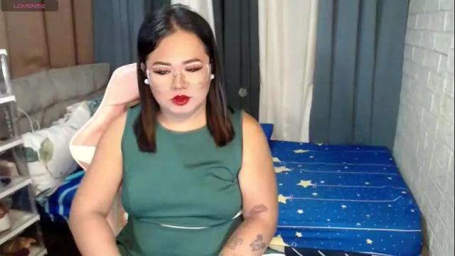 Image 2 of scarlette_adisson_69 Stream on Chaturbate on 21 days ago