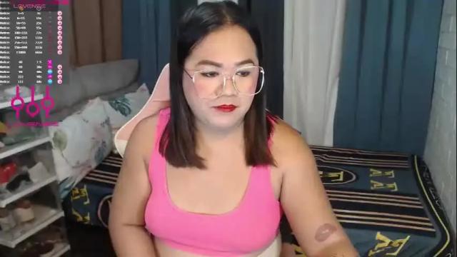 Image 3 of scarlette_adisson_69 Stream on Chaturbate on 16 days ago