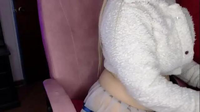 Image 2 of scarletteowens Stream on Chaturbate on 1 month ago