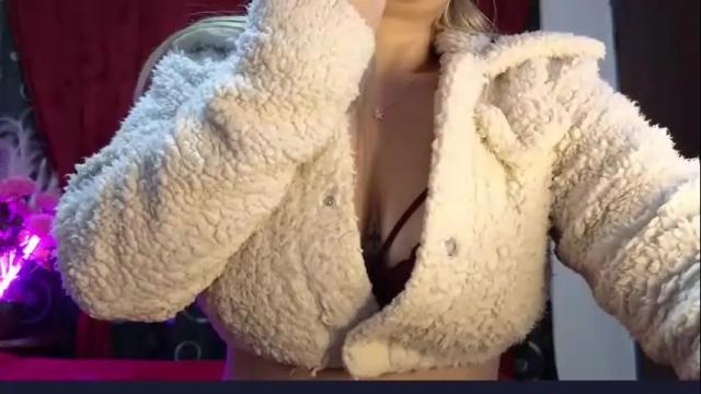 Image 7 of scarletteowens Stream on Chaturbate on 1 month ago
