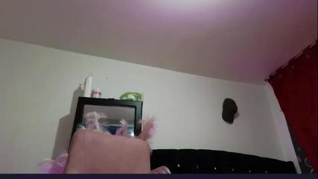 Image 10 of scarletteowens Stream on Chaturbate on 11 days ago