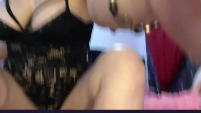 Image 12 of scarletteowens Stream on Chaturbate on 10 days ago