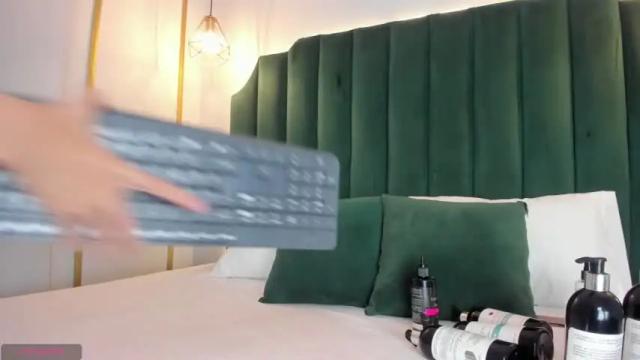 Image 2 of scarlettgojo Stream on Chaturbate on 14 months ago