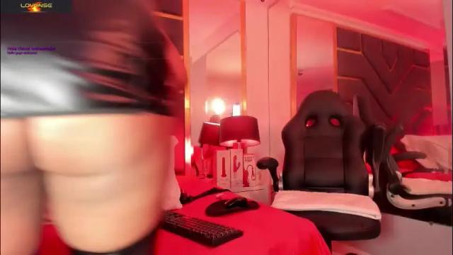 Image 6 of scarletthott1 Stream on Chaturbate on 2 months ago