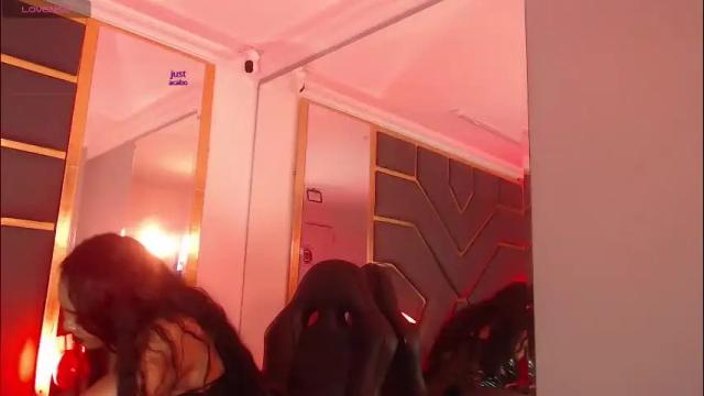 Image 2 of scarletthott1 Stream on Chaturbate on 1 month ago