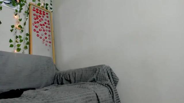 Image 8 of scarlettjam Stream on Chaturbate on 22 months ago