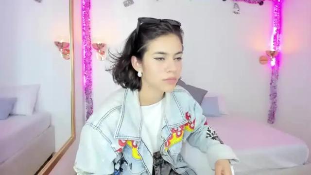 Image 2 of scarlettmadison_ Stream on Chaturbate on 19 months ago