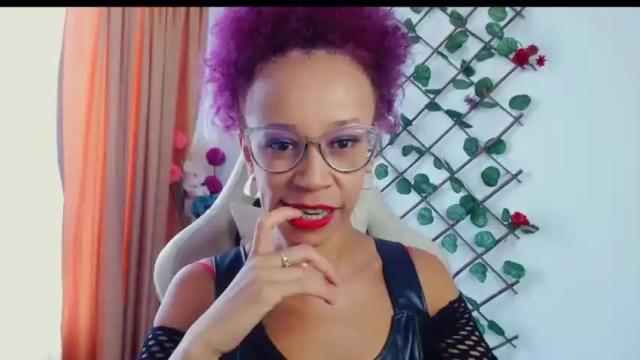 Image 8 of scarlettmalbec Stream on Chaturbate on 13 months ago