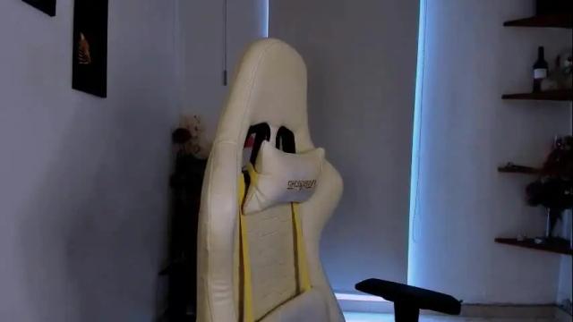 Thumbnail 1, scarlettmalbec's Stream at Chaturbate, 1 month ago
