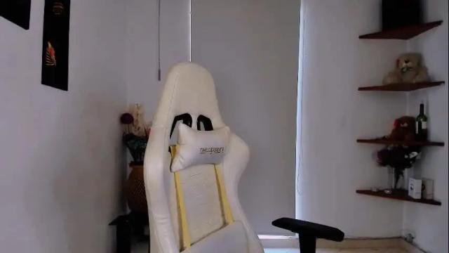 Thumbnail 1, scarlettmalbec's Stream at Chaturbate, 1 month ago