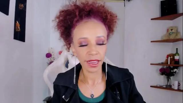 Image 7 of scarlettmalbec Stream on Chaturbate on 1 month ago
