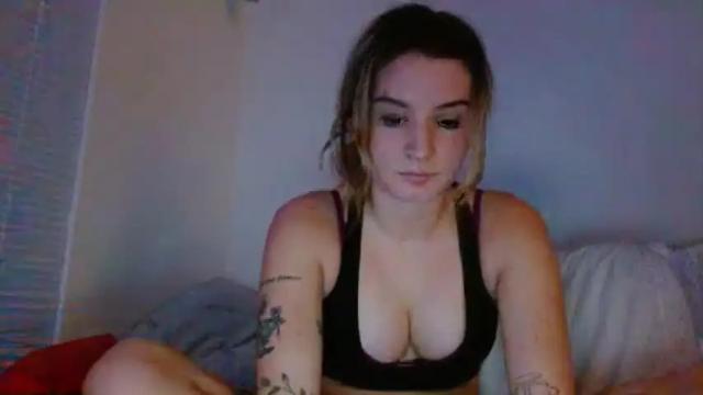 Image 4 of scarlettmartin Stream on Chaturbate on 15 months ago