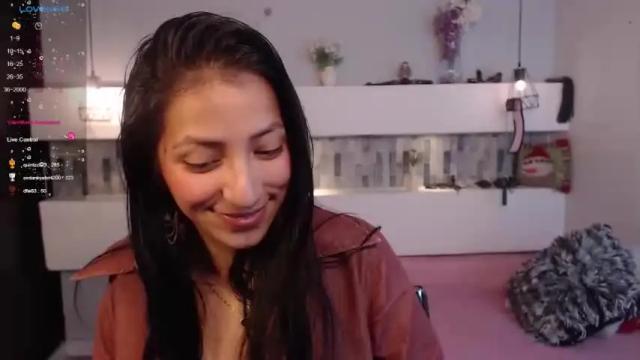 Image 4 of scarlettross27 Stream on Chaturbate on 17 months ago