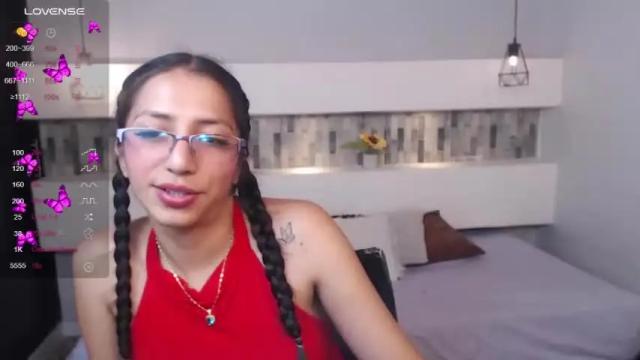 Thumbnail 3, scarlettross27's Stream at Chaturbate, 16 months ago
