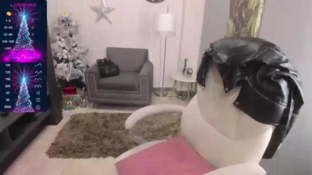 Image 8 of scarlettrouss Stream on Chaturbate on 17 months ago