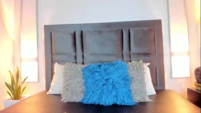 Image 12 of scarlettsanz_ Stream on Chaturbate on 2 months ago