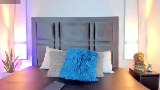 Thumbnail 1, scarlettsanz_'s Stream at Chaturbate, 1 month ago