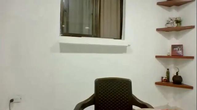 Image 3 of scarlettserna Stream on Chaturbate on 17 days ago