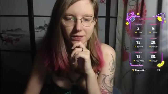 Image 11 of scarlettsrose Stream on Chaturbate on 27 days ago