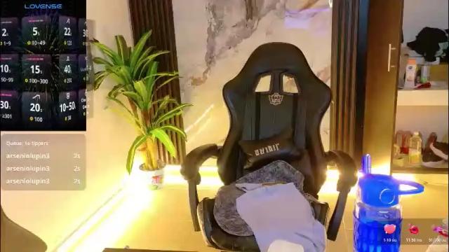 Image 10 of scarlettt_jones Stream on Chaturbate on 5 days ago