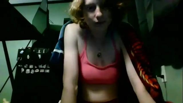 Image 11 of scarlettxginger Stream on Chaturbate on 15 months ago