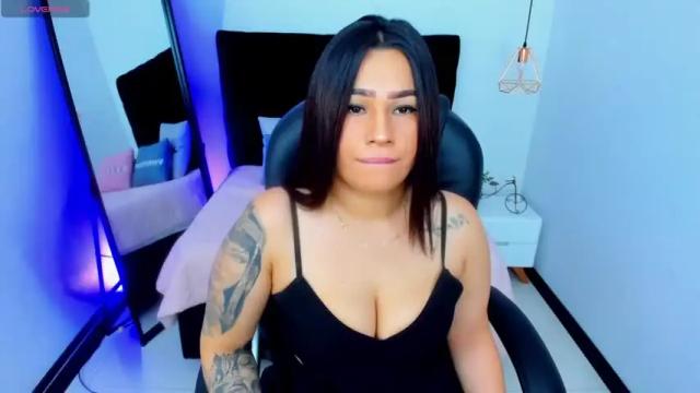 Image 3 of scarlettyou Stream on Chaturbate on 17 months ago
