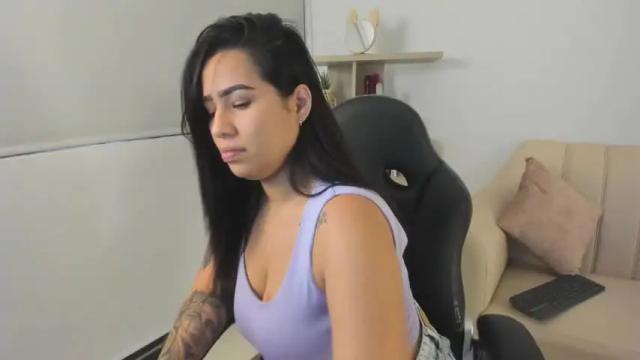 Image 3 of scarlettyou Stream on Chaturbate on 16 months ago