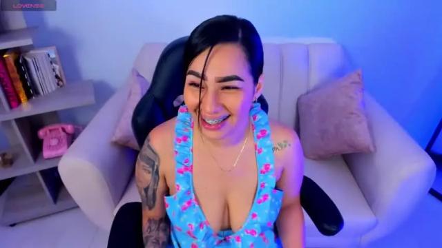 Image 2 of scarlettyou Stream on Chaturbate on 15 months ago