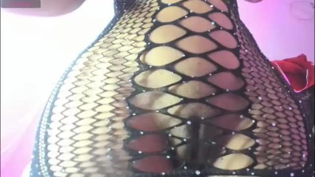 Image 12 of scarlleth_16 Stream on Chaturbate on 2 months ago