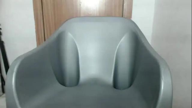 Image 12 of scarllett_bebe Stream on Chaturbate on 1 month ago
