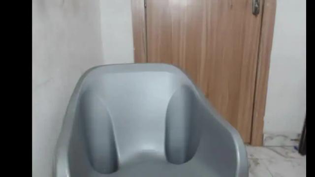 Image 3 of scarllett_bebe Stream on Chaturbate on 6 days ago