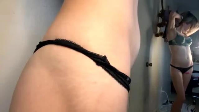 Image 2 of scarrlettjade Stream on Chaturbate on 21 months ago