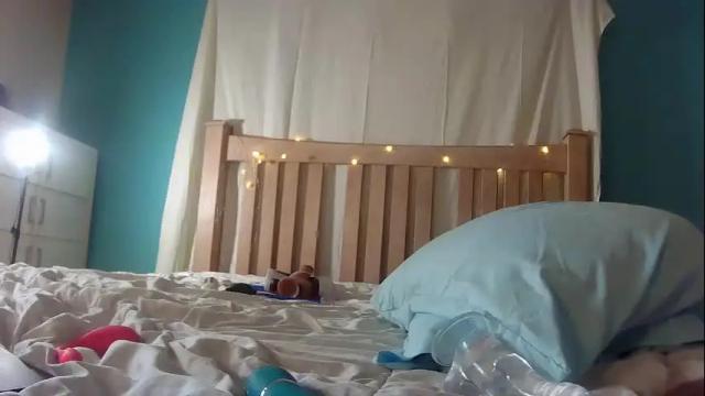 Image 2 of scarrlettjade Stream on Chaturbate on 21 months ago