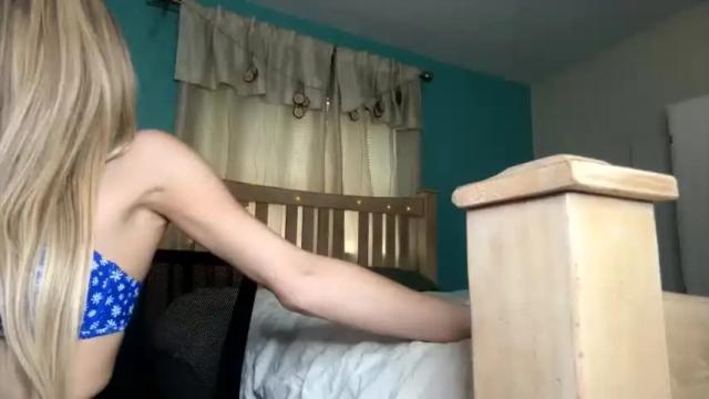 Image 2 of scarrlettjade Stream on Chaturbate on 18 months ago