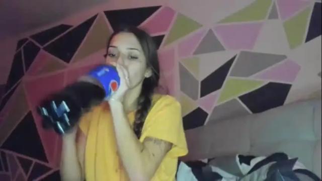 Image 11 of school_and_sex17 Stream on Chaturbate on 16 months ago